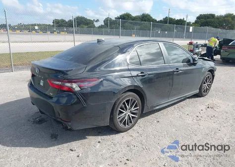 2023 Toyota Camry Se z USA, uszkodzony, nr VIN 4T1G11AK1PU807613